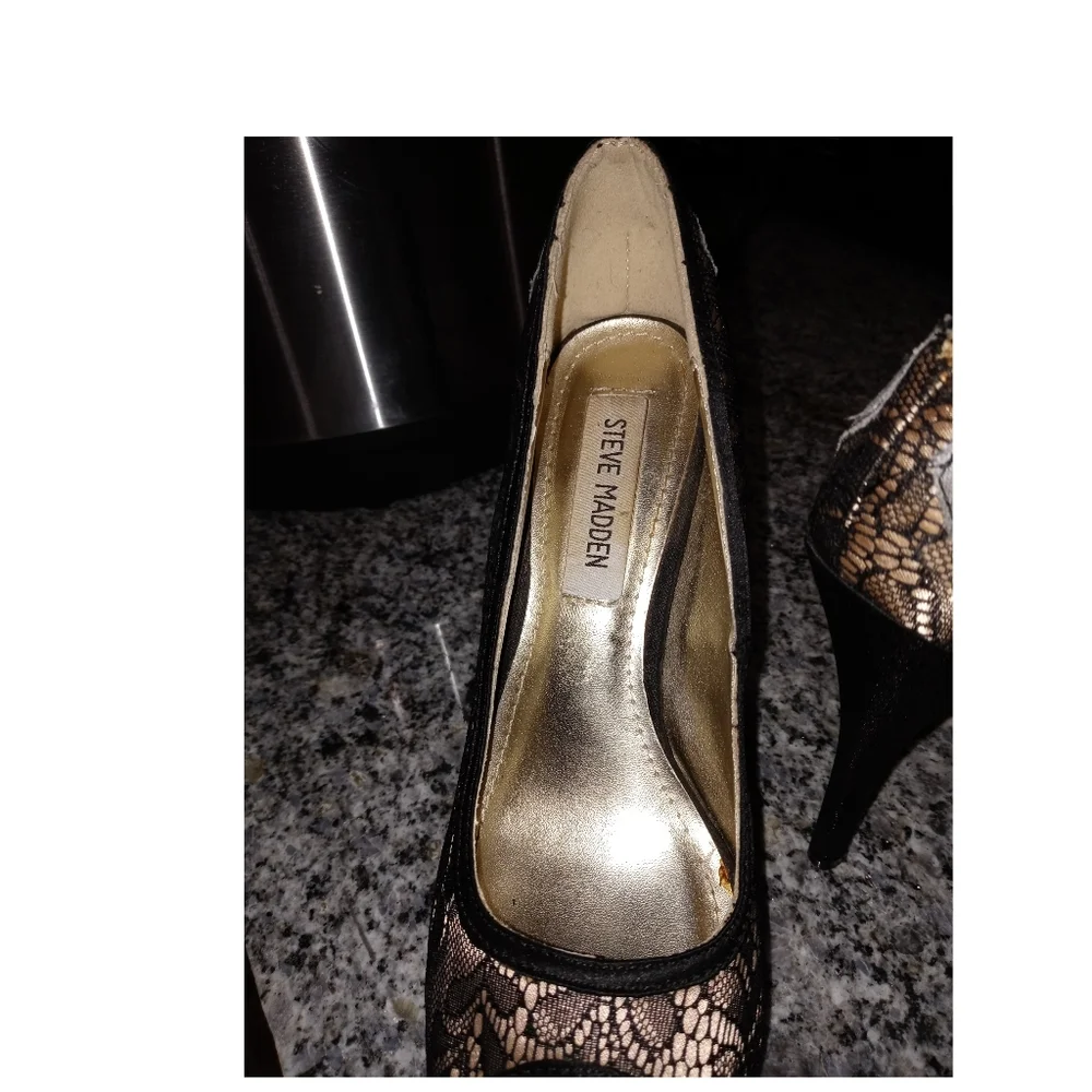 Steve Madden black lace peep toe platform heel size 7